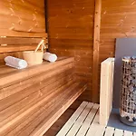 Voeroesko Villa- Titkari Szauna Es Jakkuzi Hasznalattal 3*